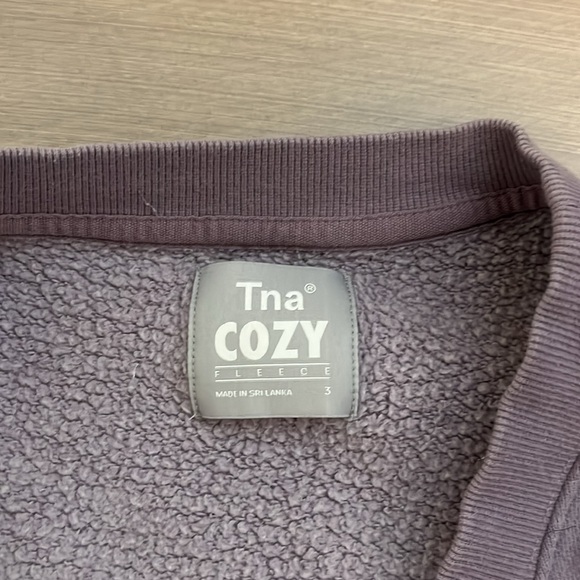 TNA cozy fleece Crewneck - Picture 3 of 4